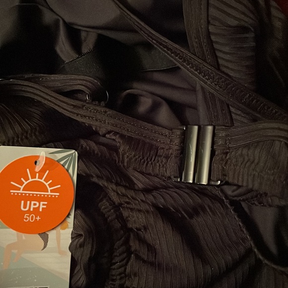 Soft Ribbed Ruched Sides Swimsuit - Picture 7 of 8